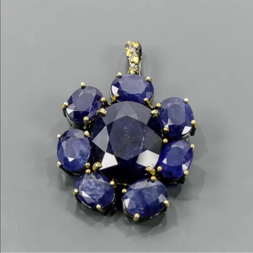 Spectacular Blue Sapphire Pendant